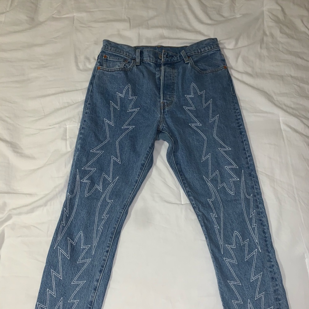Levi jeans